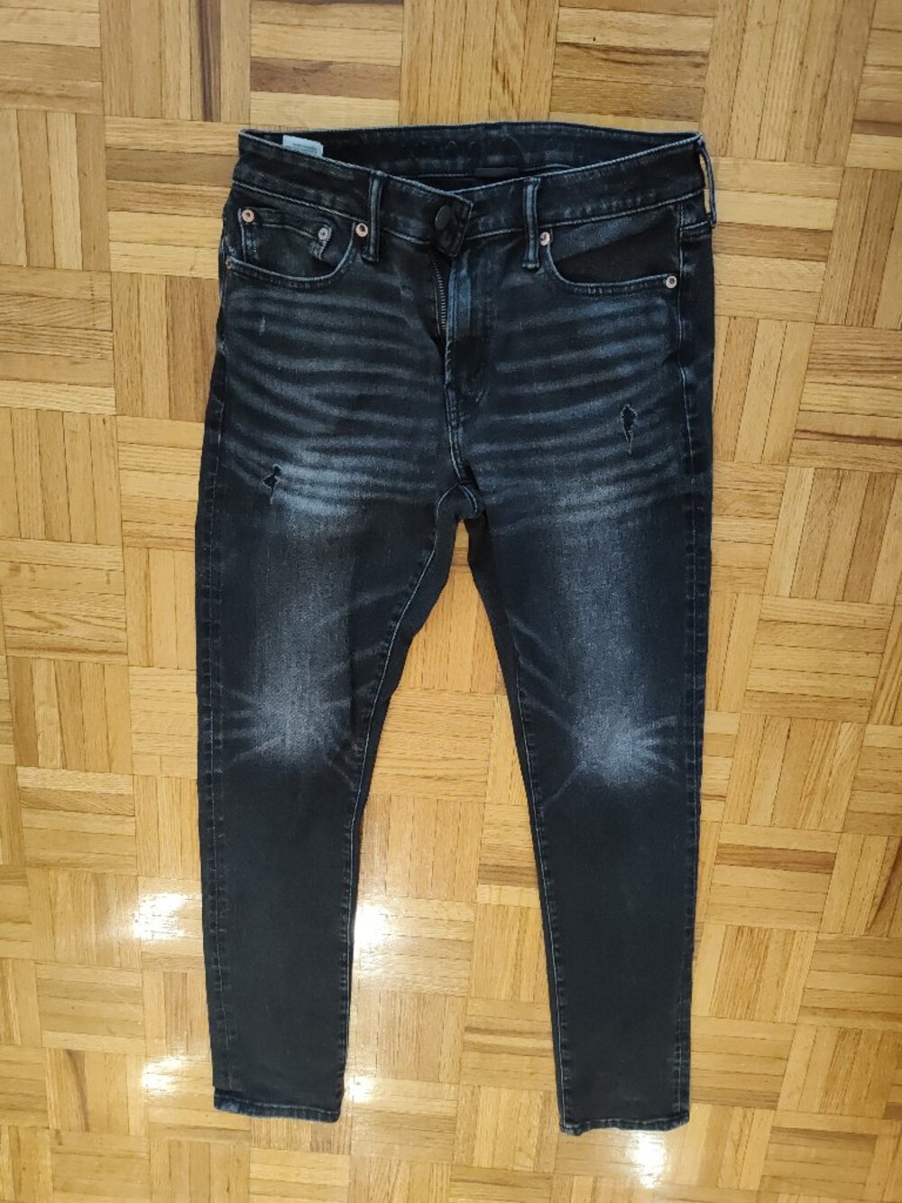 Black skinny men's jeans